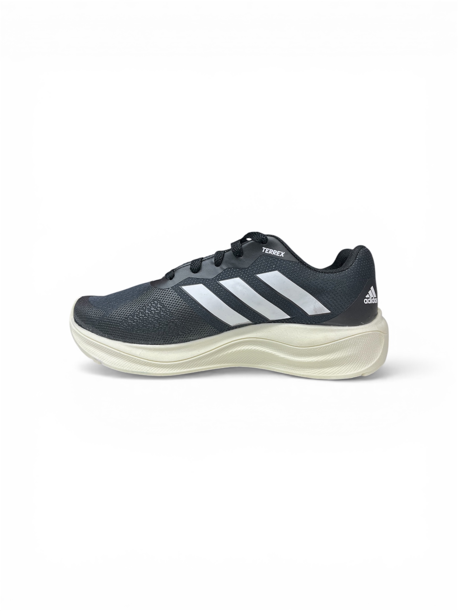 ADIDAS TERREX ( PTREO / BRANCO )
