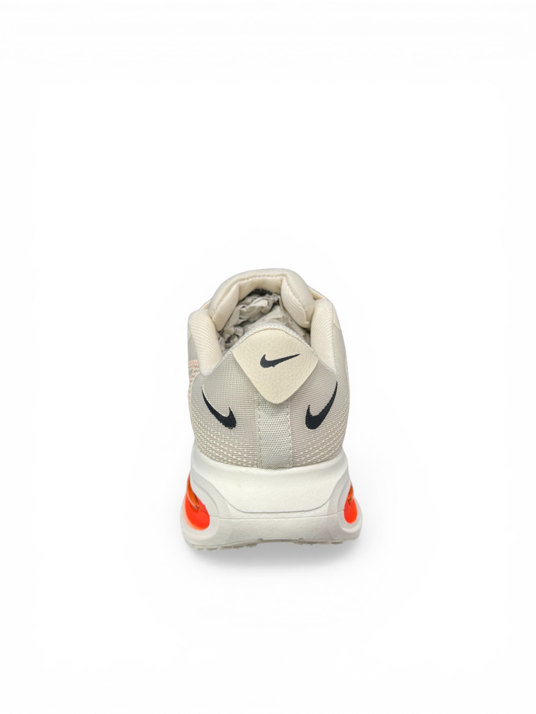 NIKE VOMERO (OFF LARANJA)